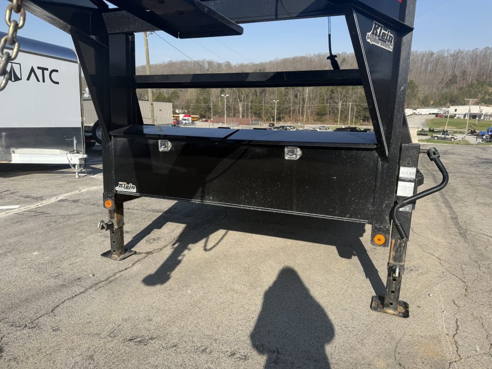 Used 2024 Load Trail 102X40 3 AXLE GOOSENECK Equipment Trailer