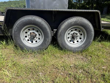 Used 2022 P & T Trailers 82X28+2 7 TON Equipment Trailer