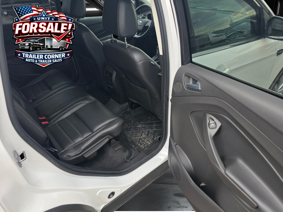 New 2017 Ford ESCAPE TITANIUM AWD SUV