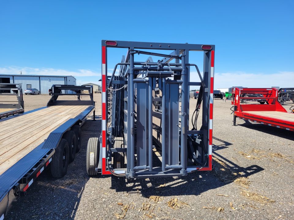 New 2026 DY-Klass Mega 230 Gooseneck Portable Corral