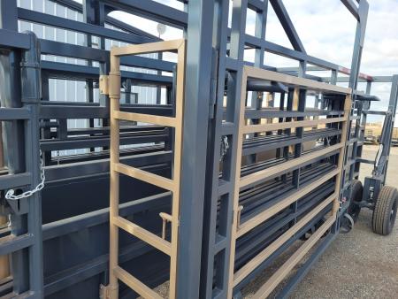 New 2026 DY-Klass Mega 230 Gooseneck Portable Corral