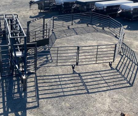 New 2026 DY-Klass Mega 230 Gooseneck Portable Corral