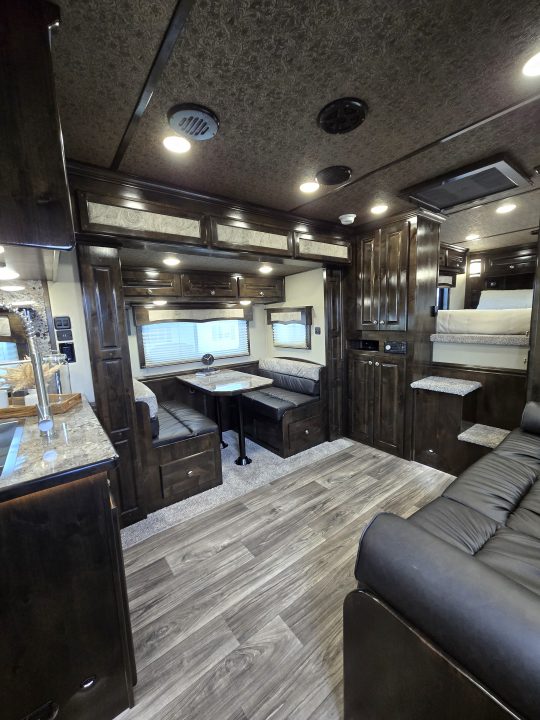 New 2026 Merhow Summit 4 Horse Trailer