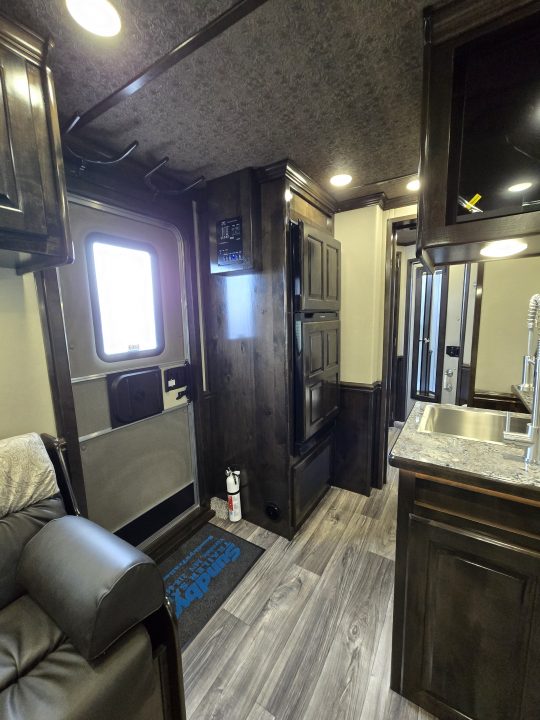 New 2026 Merhow Summit 4 Horse Trailer