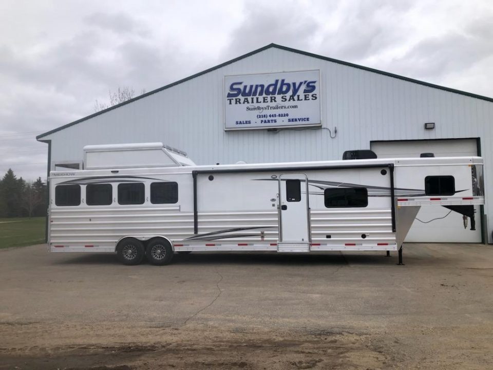New 2026 Merhow Summit 4 Horse Trailer