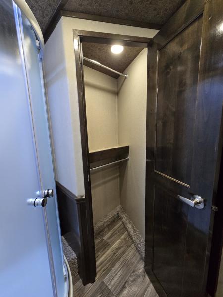 New 2026 Merhow Summit 4 Horse Trailer