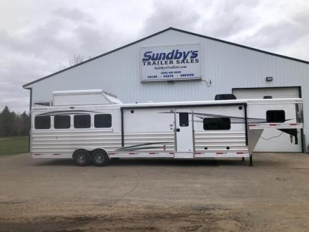 New 2026 Merhow Summit 4 Horse Trailer
