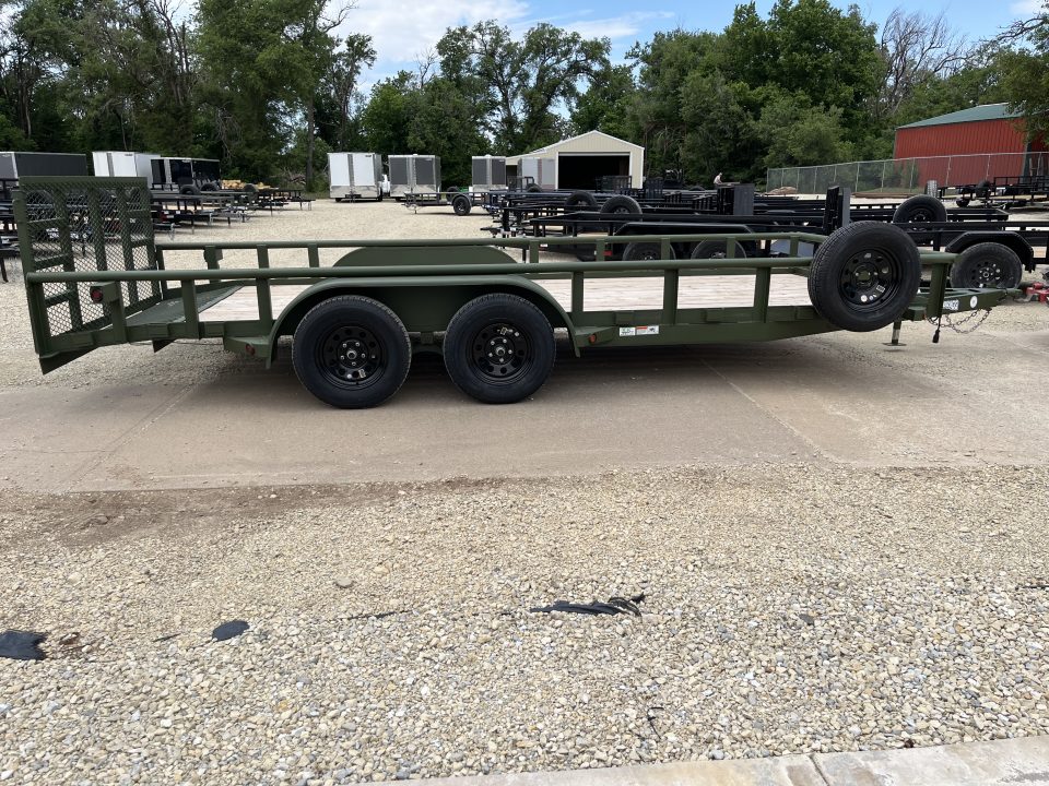 New 2025 Texas Bragg Trailers 83"x18' Dovetail Utility Trailer