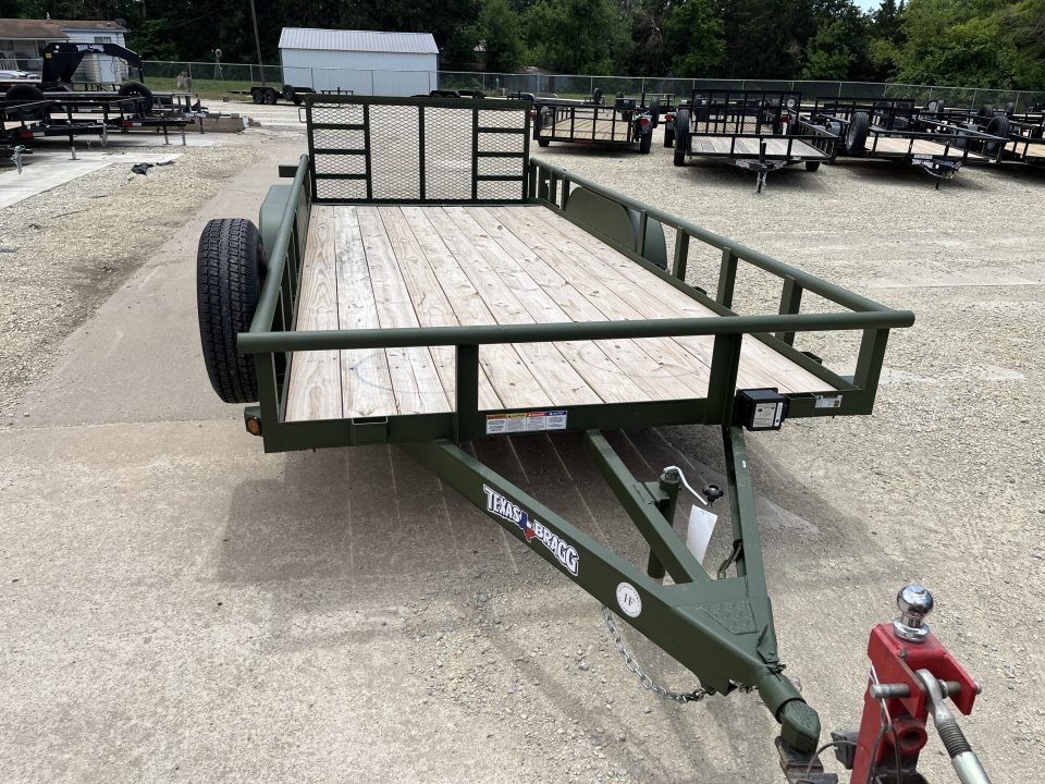 New 2025 Texas Bragg Trailers 83"x18' Dovetail Utility Trailer