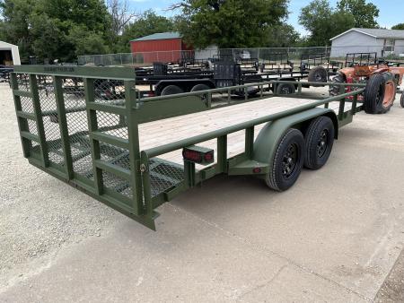 New 2025 Texas Bragg Trailers 83"x18' Dovetail Utility Trailer