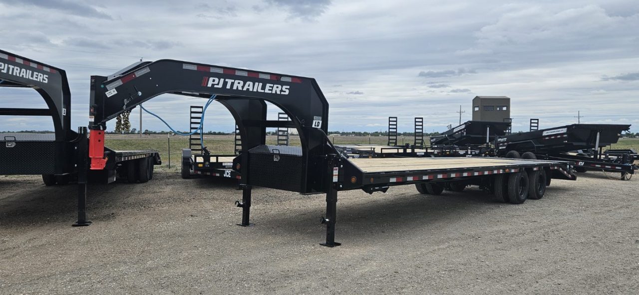New 2026 PJ Trailers 102" x 32' Low-Pro Flatdeck with Duals (LD) Flatbed Trailer