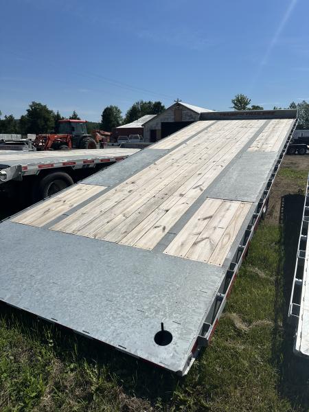New 2025 Triumph Trailers GPTD3--TA102X24-80 Deckover Trailer