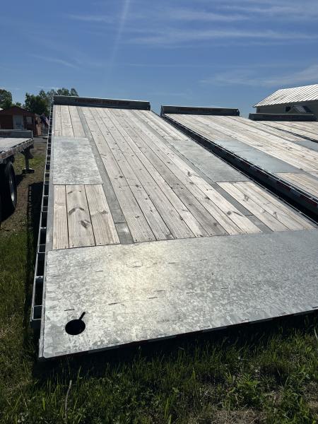 New 2025 Triumph Trailers GPTD3--TA102X24-80 Deckover Trailer