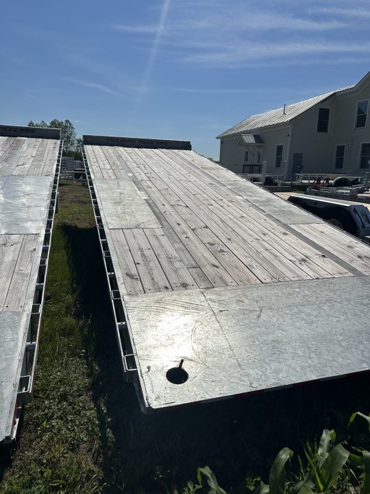 New 2025 Triumph Trailers GPTD3--TA102X24-80 Deckover Trailer