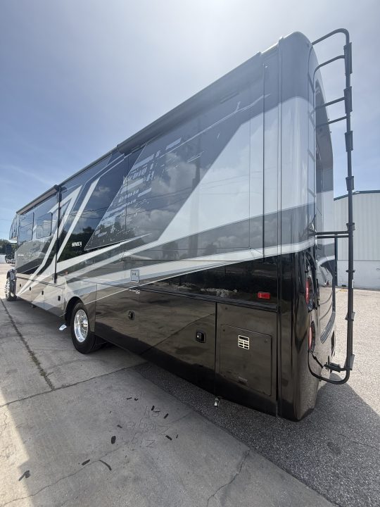 Used 2023 Jayco Seneca 37L Class C Motorcoach