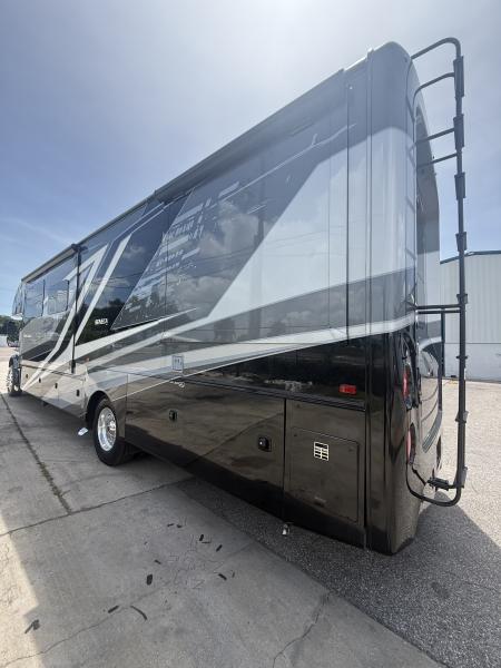 Used 2023 Jayco Seneca 37L Class C Motorcoach