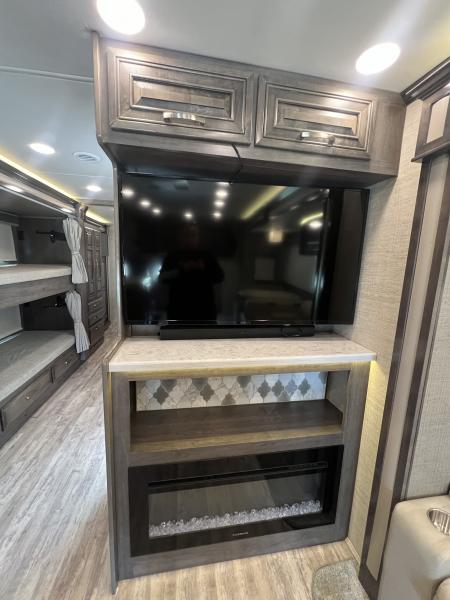 Used 2023 Jayco Seneca 37L Class C Motorcoach