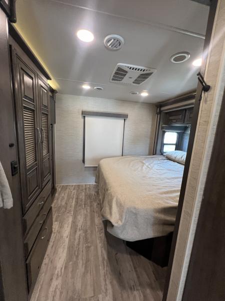 Used 2023 Jayco Seneca 37L Class C Motorcoach