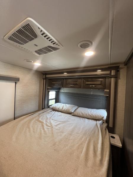 Used 2023 Jayco Seneca 37L Class C Motorcoach