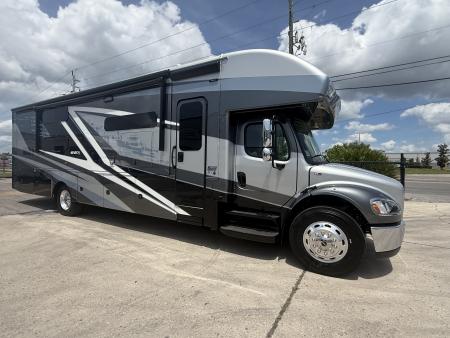 2023 Jayco Seneca 37l