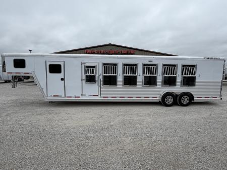 New 2026 Featherlite 6 Horse Gooseneck Trailer