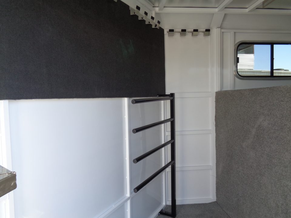 New 2027 Trails West * ADV MX GN 4H *Adventure MX 4-Horse Goose Neck Slant Load Horse Trailer