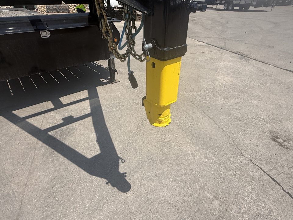 Used 2025 Big Tex Trailers 14GN-33D5A-MRBK Flatbed Trailer