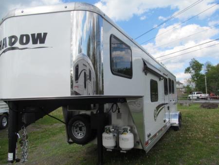 New Shadow 3H LQ w/ 9' Shortwall and Manual Slide Out Horse Trailer
