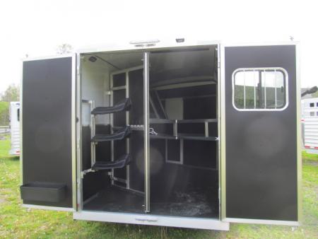 New Shadow 3H LQ w/ 9' Shortwall and Manual Slide Out Horse Trailer