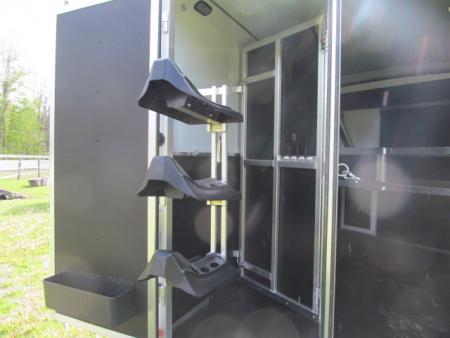 New Shadow 3H LQ w/ 9' Shortwall and Manual Slide Out Horse Trailer