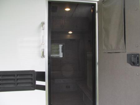 New Shadow 3H LQ w/ 9' Shortwall and Manual Slide Out Horse Trailer