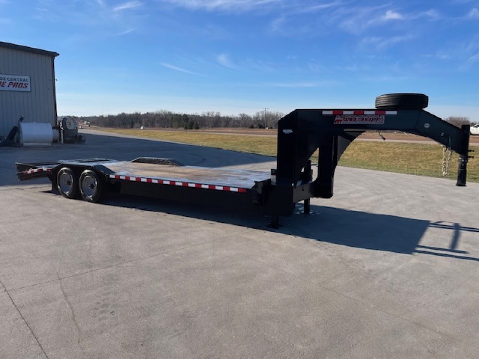 Used 2022 Midsota STWB24-GB-184 Flatbed Gooseneck Equipment Trailer 102 x 24ft