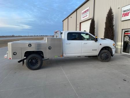 New 2026 Martin Truck Bodies Martin Gooseneck Service Body Dually Long Bed