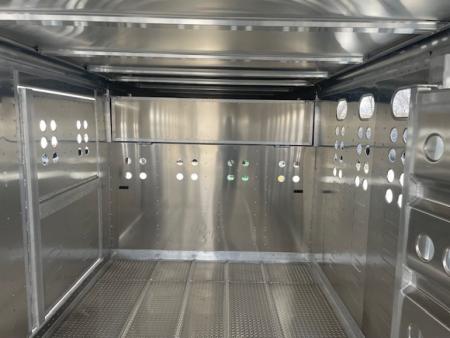 New 2026 Merritt Equipment Cattle Baron 32ft x 8ft Triple 8k axles Aluminum Livestock trailer