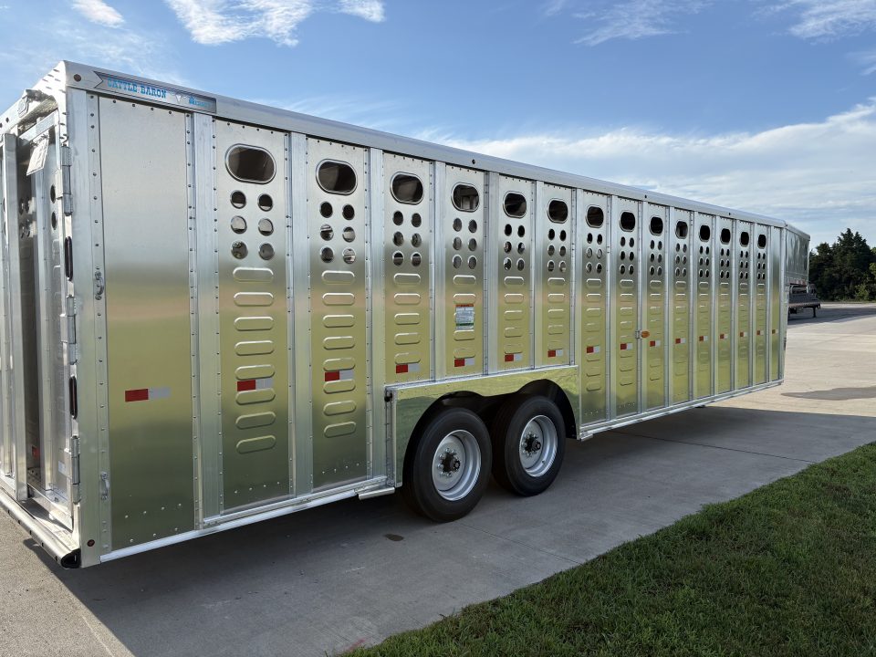 New 2027 Merritt 28ft Cattle Baron Livestock Trailer 8k axles Stock / Stock Combo Trailer