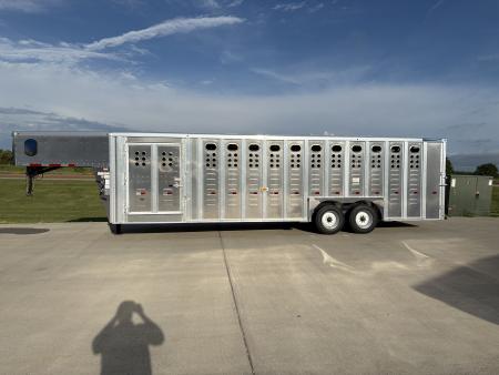 New 2027 Merritt 28ft Cattle Baron Livestock Trailer 8k axles Stock / Stock Combo Trailer