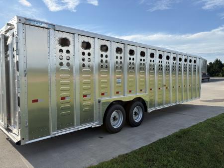 New 2027 Merritt 28ft Cattle Baron Livestock Trailer 8k axles Stock / Stock Combo Trailer