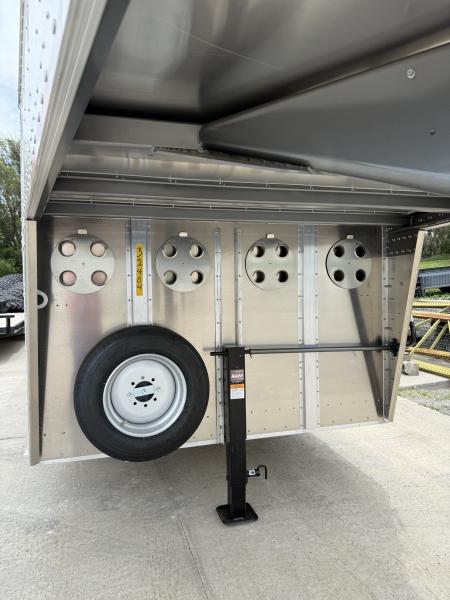 New 2027 Merritt 28ft Cattle Baron Livestock Trailer 8k axles Stock / Stock Combo Trailer