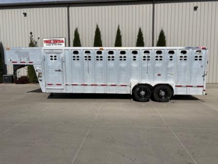 Used 2005 Wilson 7x24ft Aluminum Livestock Trailer