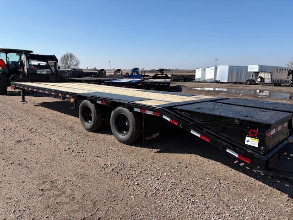 New 2026 Buckshot MFG Bolt 30R Deckover 102x30ft Gooseneck Flatbed 10k axles Deckover Trailer