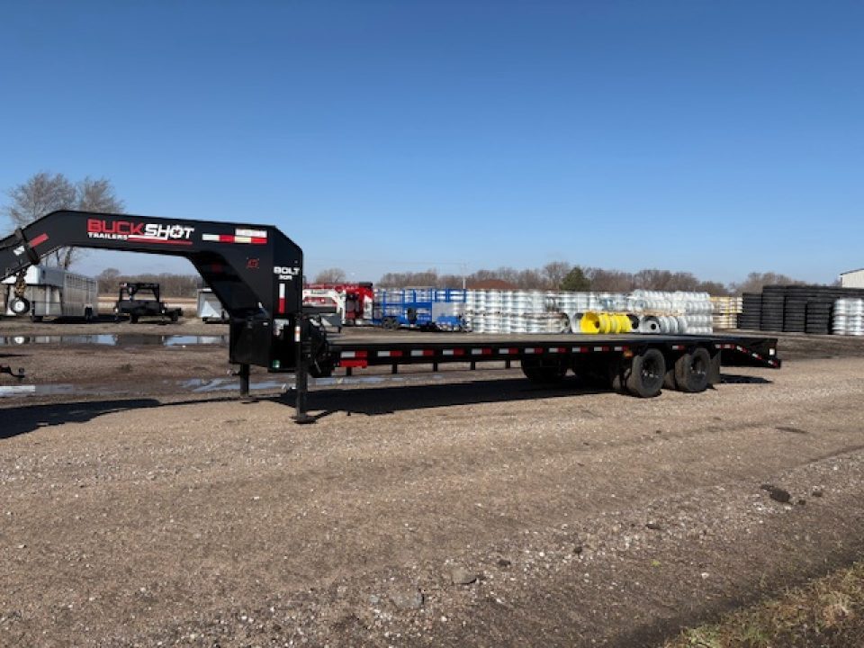 New 2026 Buckshot MFG Bolt 30R Deckover 102x30ft Gooseneck Flatbed 10k axles Deckover Trailer