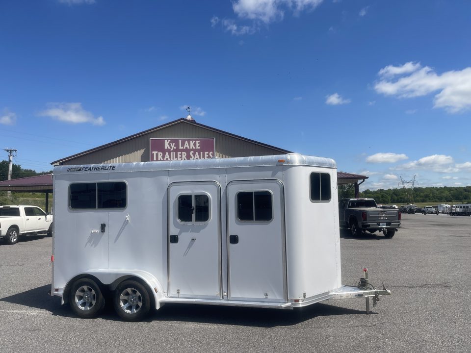 Used 2006 Featherlite Trailers 9406-6715 Horse Trailer