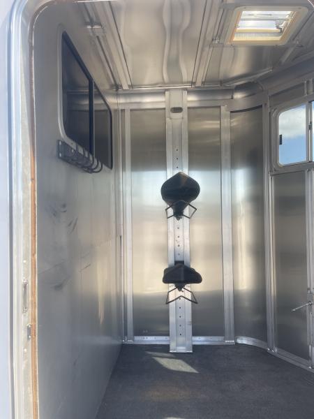 Used 2006 Featherlite Trailers 9406-6715 Horse Trailer