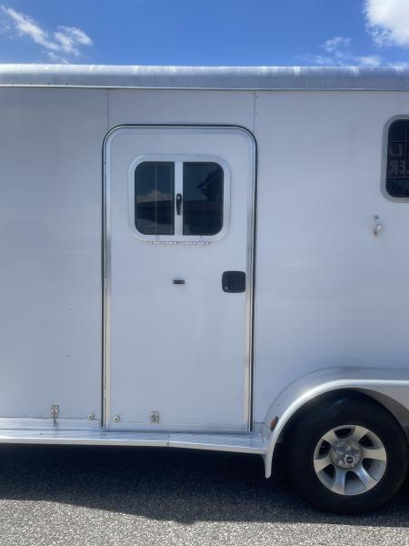Used 2006 Featherlite Trailers 9406-6715 Horse Trailer