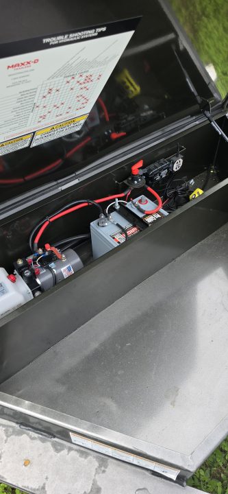 New 2027 MAXX-D DJX8314 Dump Trailer