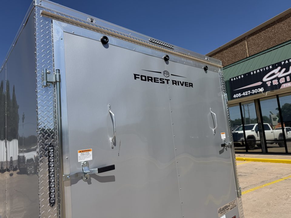 New #097789 2027 FOREST RIVER TA3 8.5 X 20 TANDEM AXLE 10K ENCLOSED W/ REAR RAMP DOOR