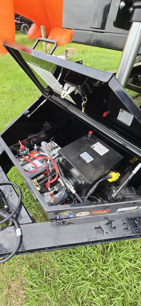 New 2027 MAXX-D DTB8316 Dump Trailer
