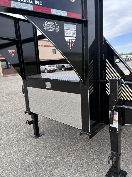 New 2026 Delta Mfg 21' + 5" Gooseneck Flatbed Trailer