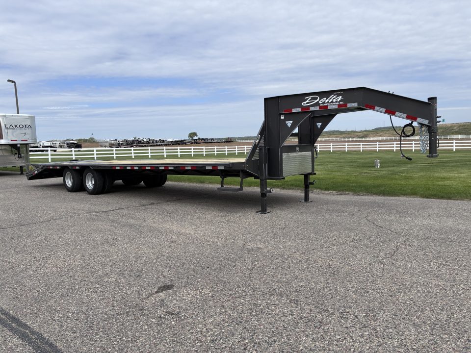 New 2026 Delta Mfg 27' +5' Gooseneck Flatbed Trailer