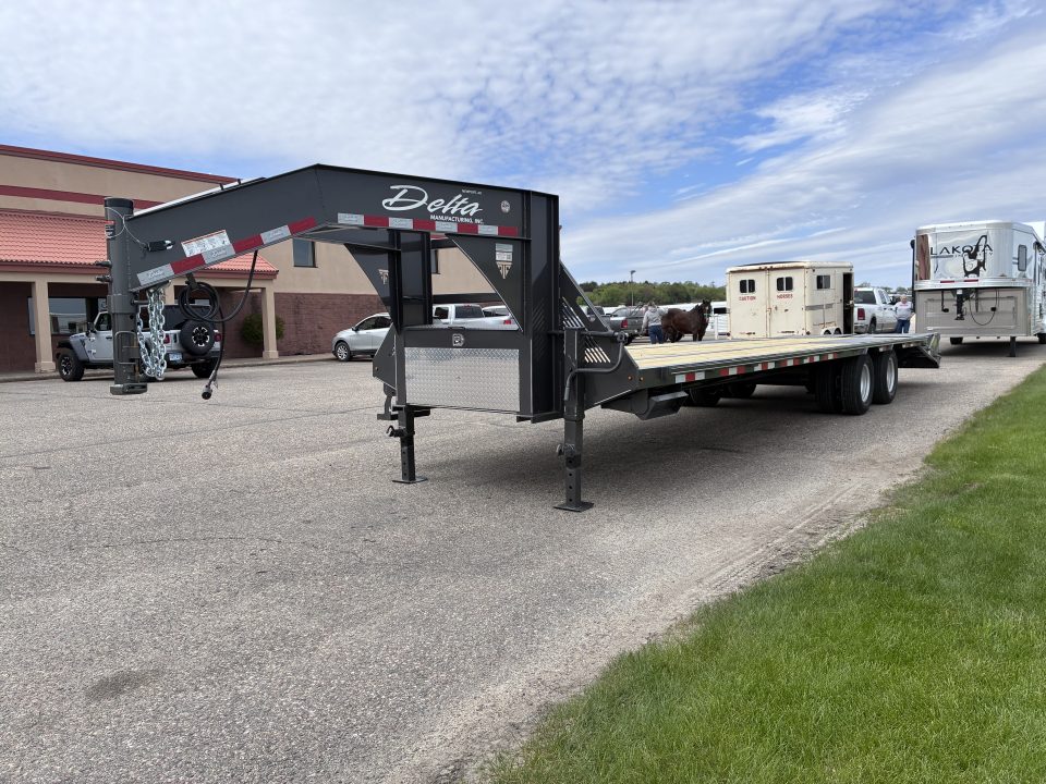New 2026 Delta Mfg 27' +5' Gooseneck Flatbed Trailer